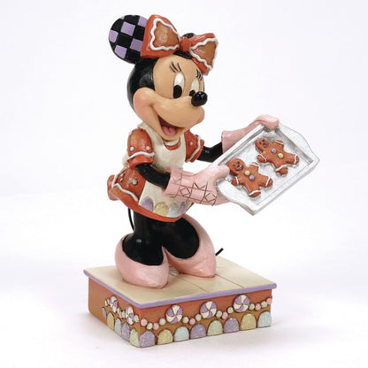 Minnie w/ Gingerbread Cookies